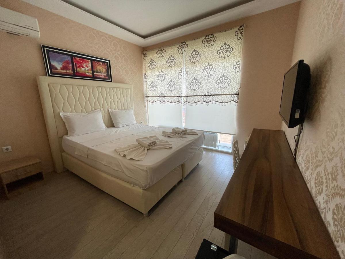 Hotel Dunav Tutrakan Luaran gambar